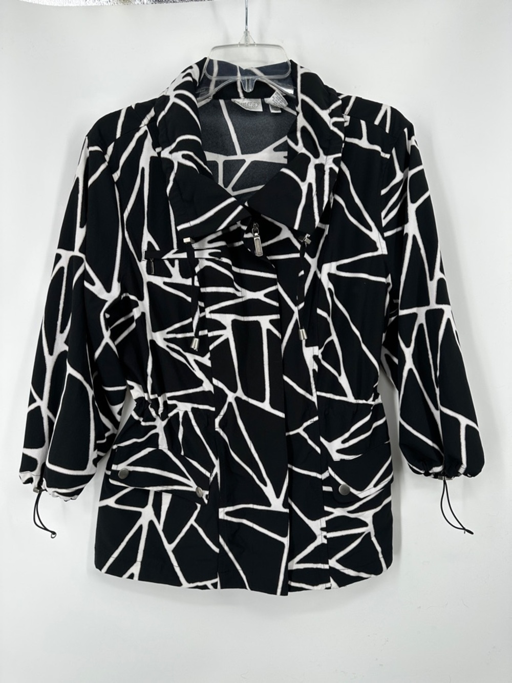 Chico's Zenergy Black & White Geometric Print Hooded Jacket